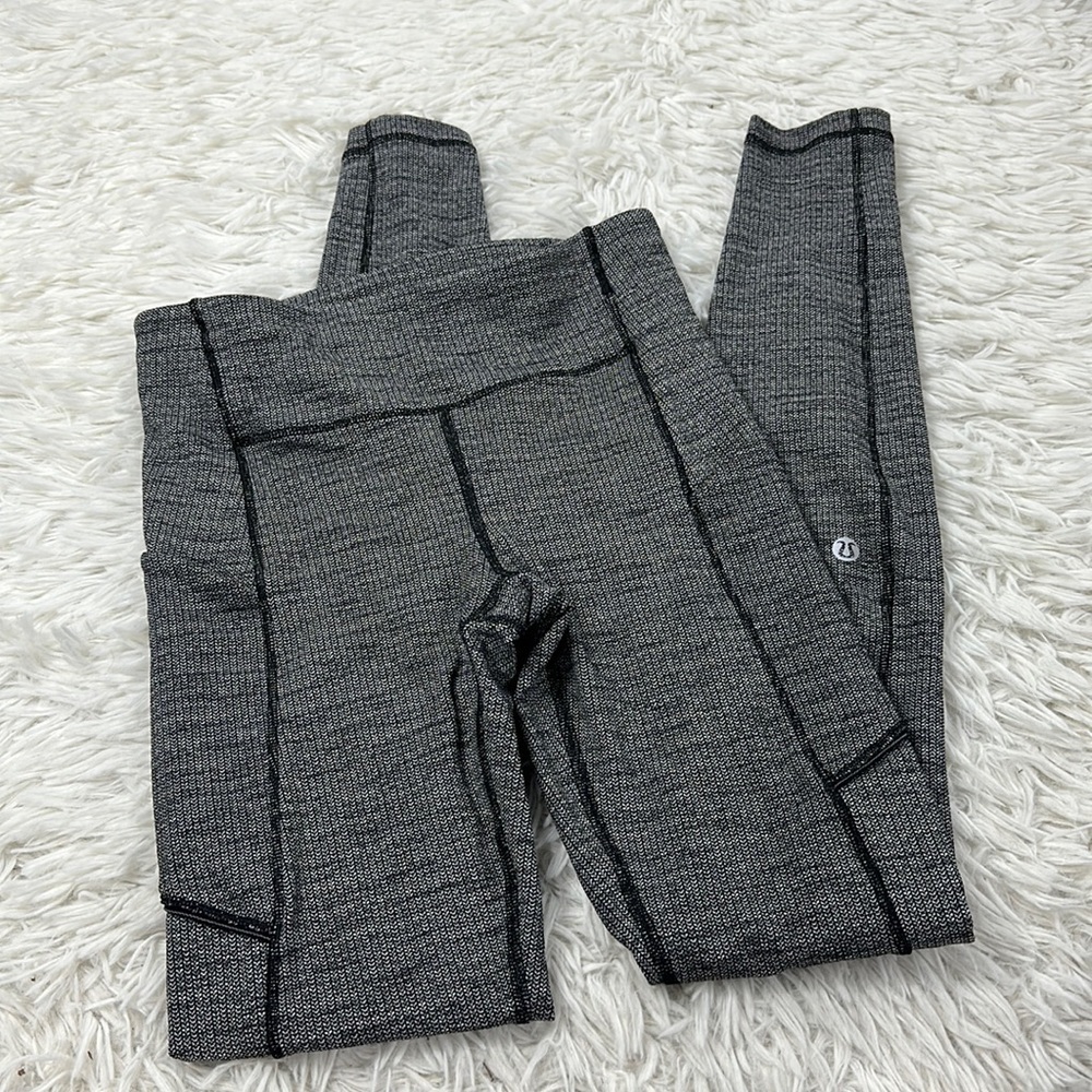 Lululemon Speed Up Tight 28" Full-On Luxtreme Luon Variegated Knit Black Heather